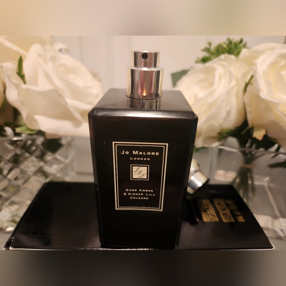 Vintage Dark Amber & Ginger Lily Cologne Spray by Jo Malone; 100ml / 3.4 fl.oz - Picture 11 of 13
